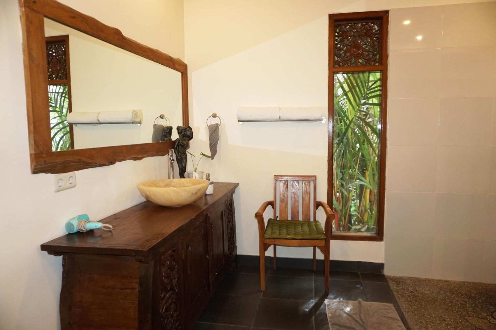 Villa Heliconia Ubud  Bagian luar foto